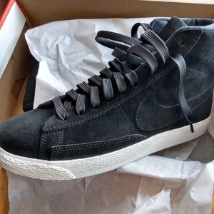 Nike blazer gs 7y